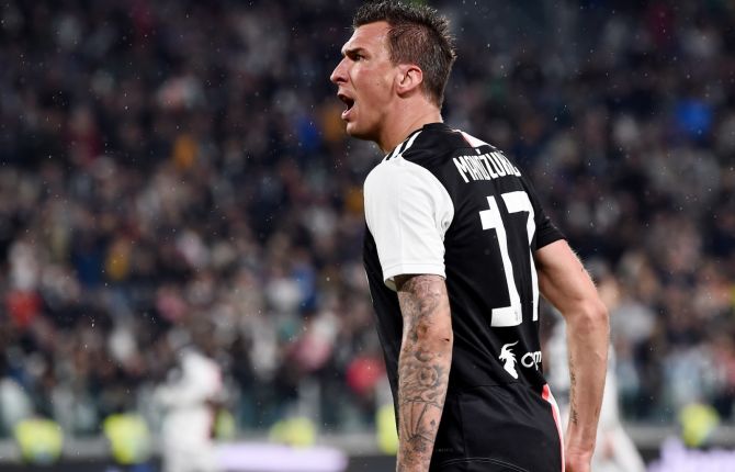 Ti fotbalisté, kteří nezištně přispívají do týmu, budou týmem stále zklamáni